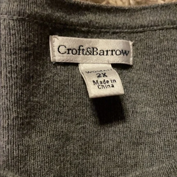 *SOLD* Croft & Barrow Cardigan - Picture 5 of 6